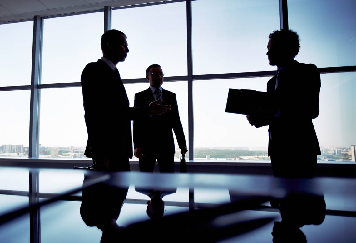 SÓCIO RESPONDE POR DÉBITOS TRIBUTÁRIOS?