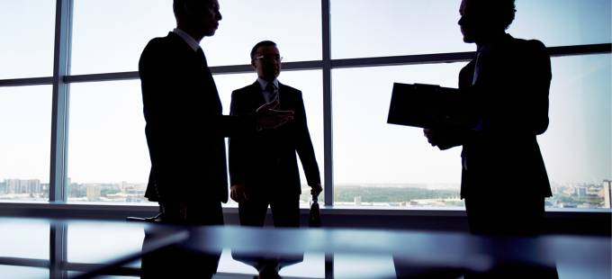 SÓCIO RESPONDE POR DÉBITOS TRIBUTÁRIOS?